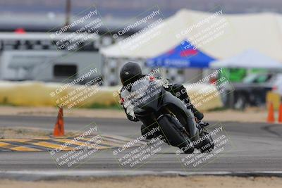 media/Jan-15-2023-SoCal Trackdays (Sun) [[c1237a034a]]/Turn 2 Set 2 (1155am)/